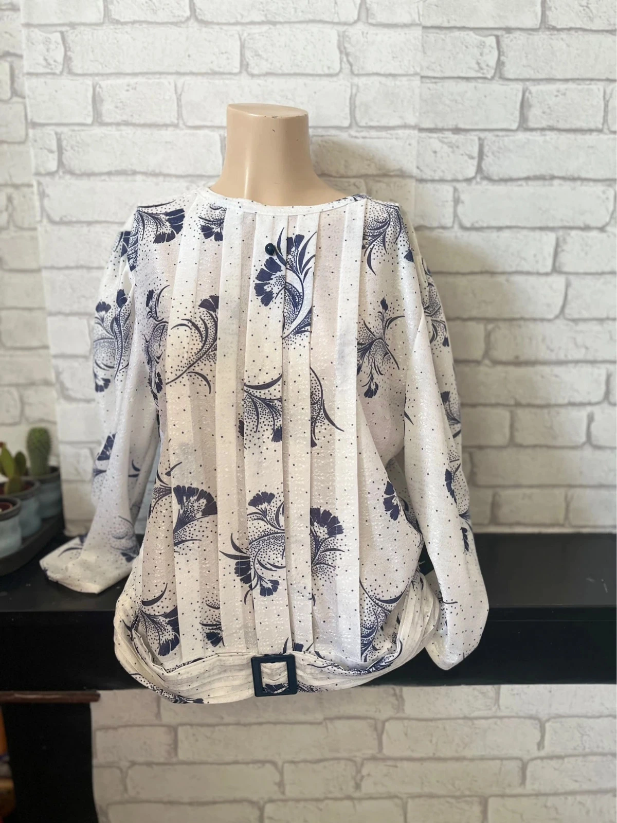 Prachtig 2-delig ensemble T36/38 – Blouse + stijlvolle vloeiende rok – photo 4